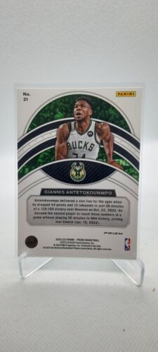 2022-23 Panini Prizm Dominance Green Giannis Antetokounmpo Milwaukee Bucks #21