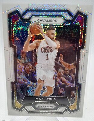 2023-24 Panini Prizm #273 Max Strus Prizms White Sparkle SSP