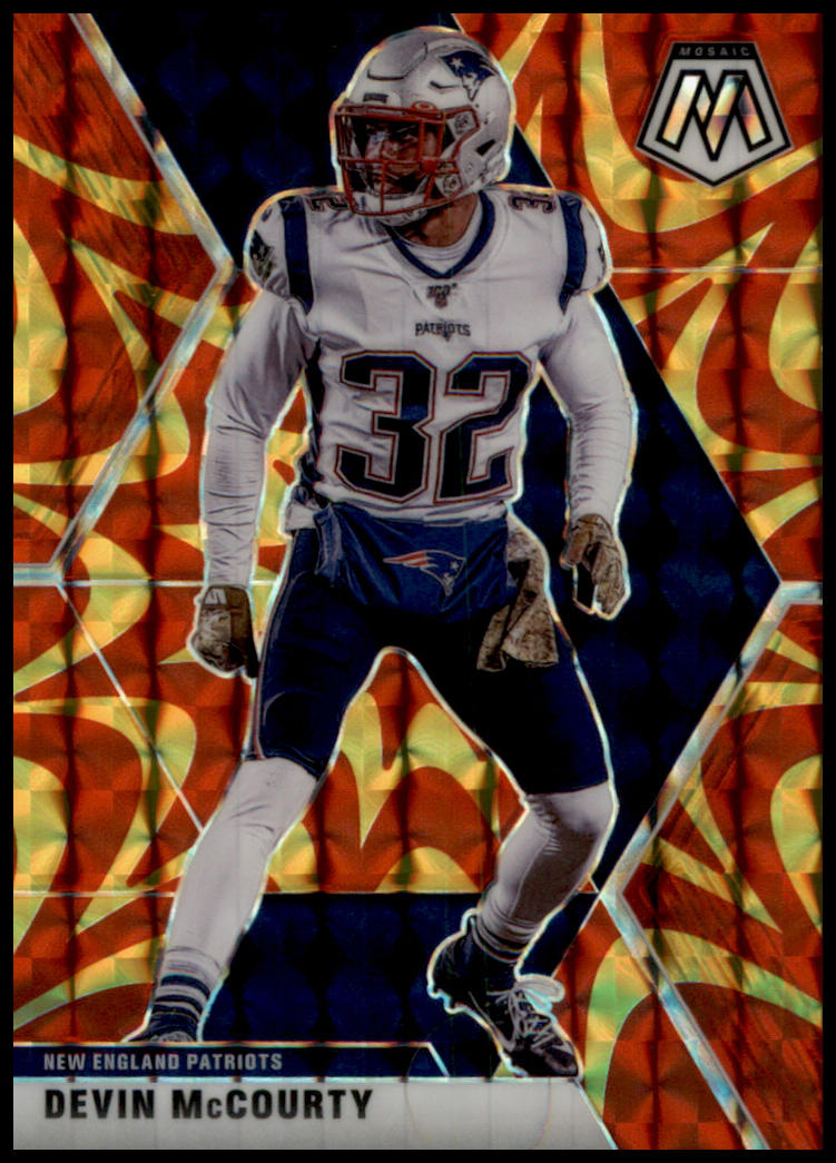 2020 Panini Mosaic #141 Devin McCourty Prizm Reactive Gold