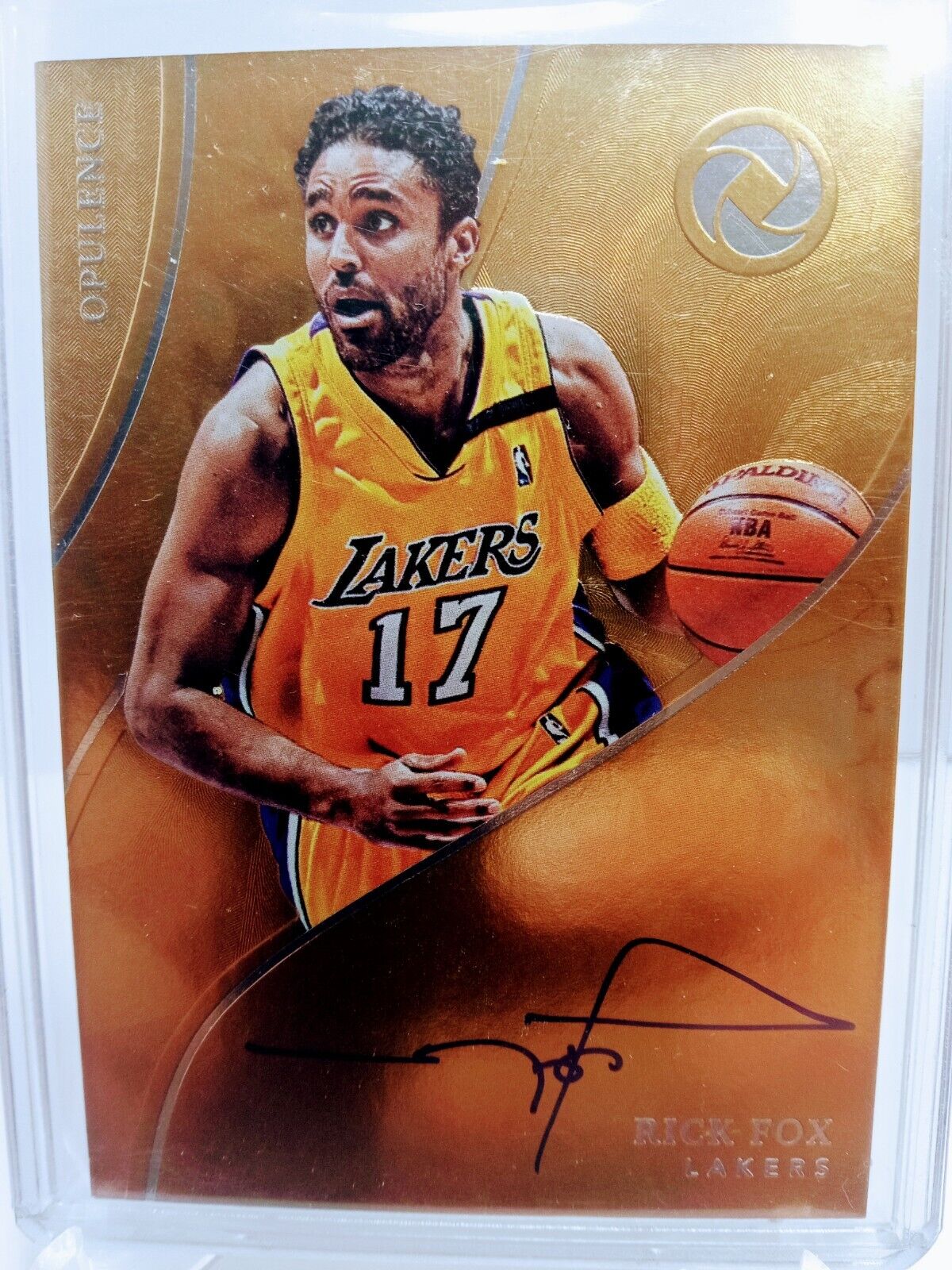 2017-18 Panini Opulence Autographs SIlver- Rick Fox /25 Los Angeles Lakers